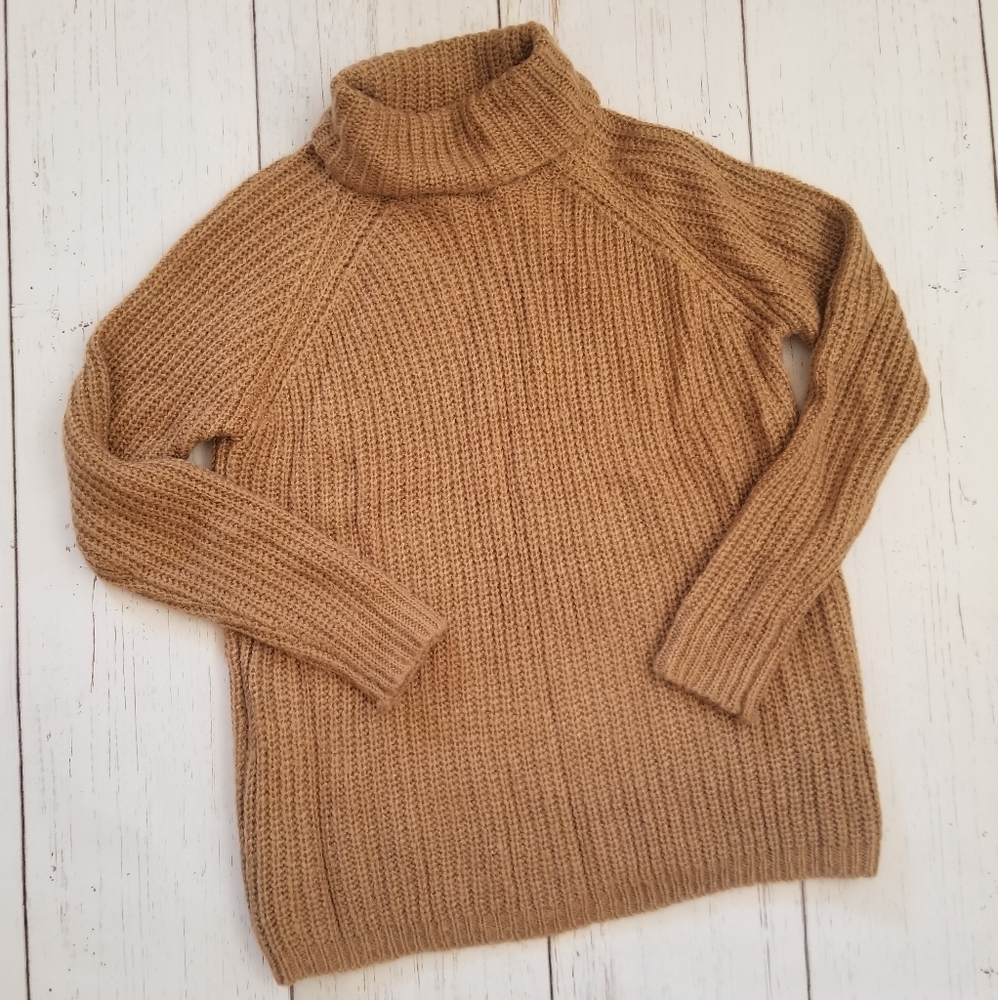 Knit Forever 21 Pullover Turtleneck Camel Brown